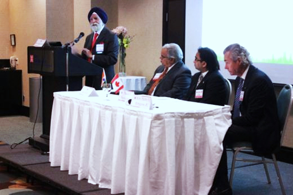 Prof. Balbir Sahni at Synergy 2012 Prof. Balbir Sahni at Synergy 2012